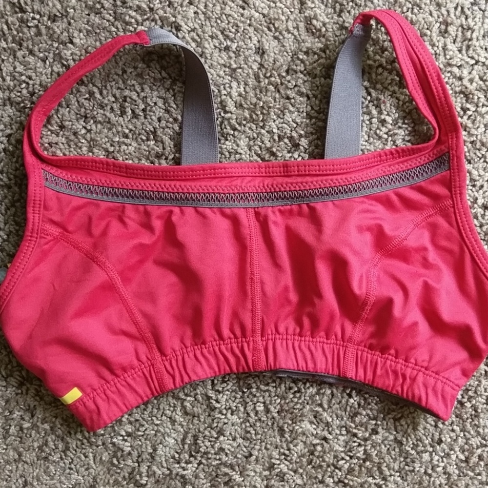 Lole Sports Bra in Bright Red